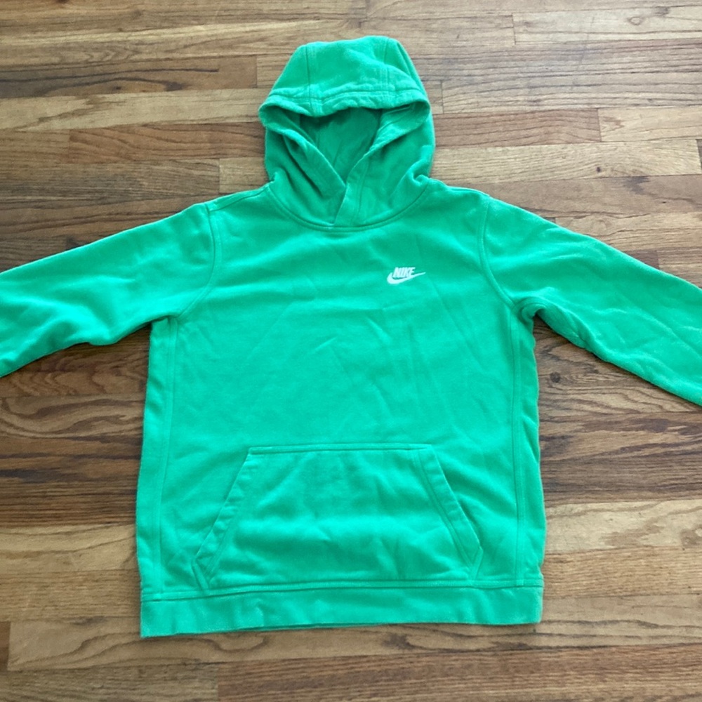 Nike boys hoodie size XL green